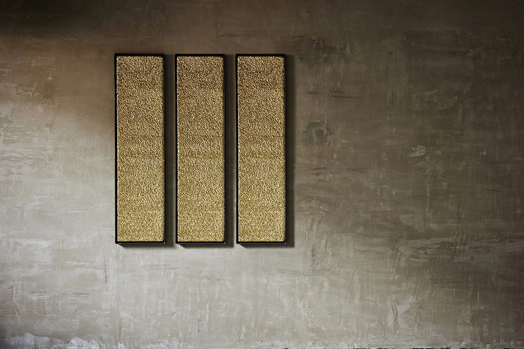DON’T PIN ME DOWN — 120 × 120 cm - Image 3