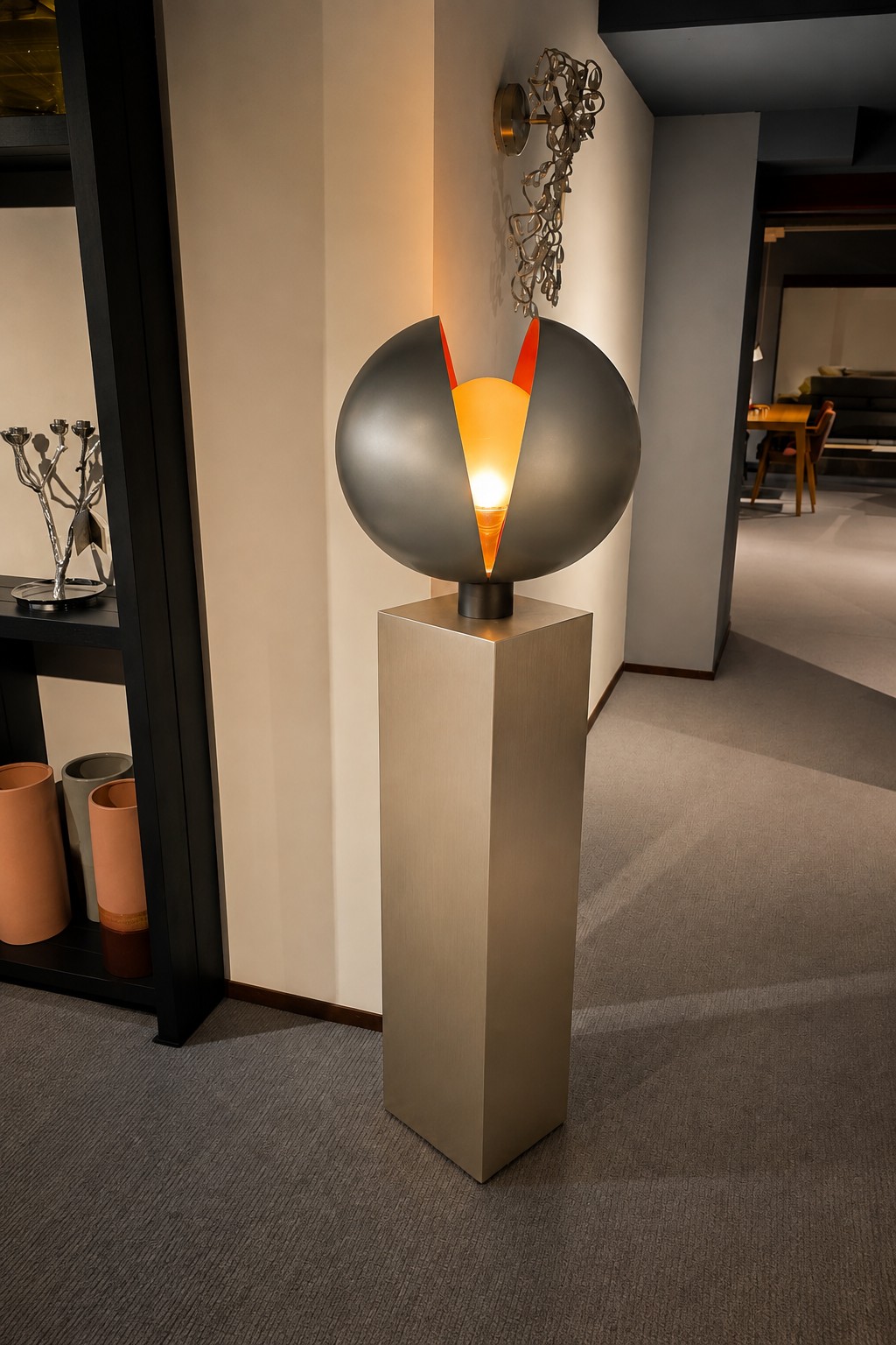NACRE — Sculptural Light | Aluminium Shells | Aluminium steel Base - Image 4
