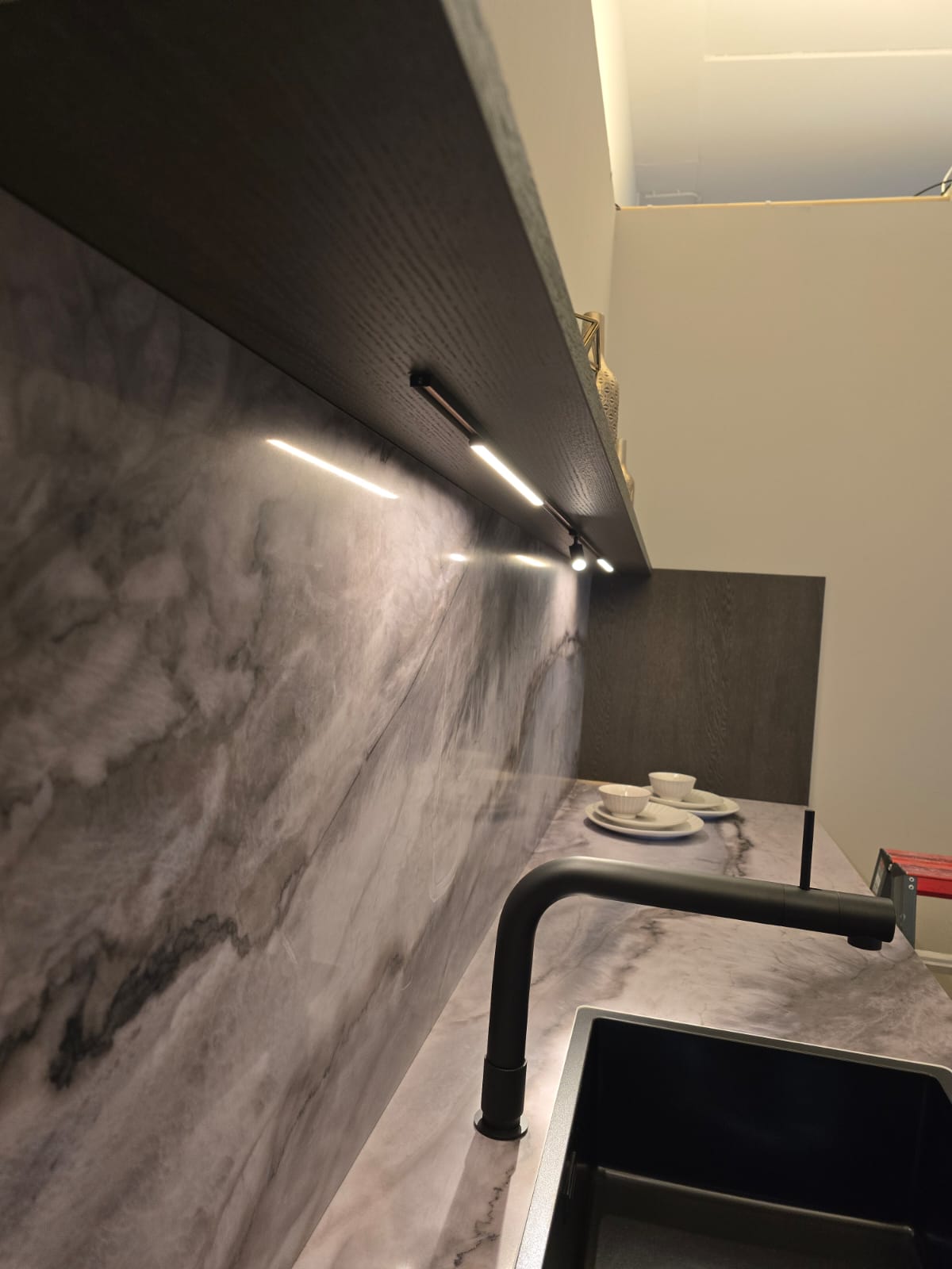 GYO MINI MAGNET RAIL | Architectural Micro Track Lighting - Image 2