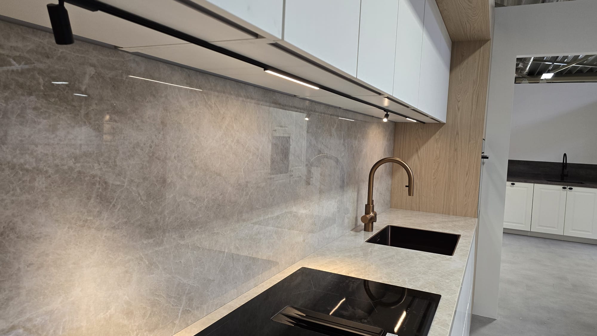GYO MINI MAGNET RAIL | Architectural Micro Track Lighting - Image 5